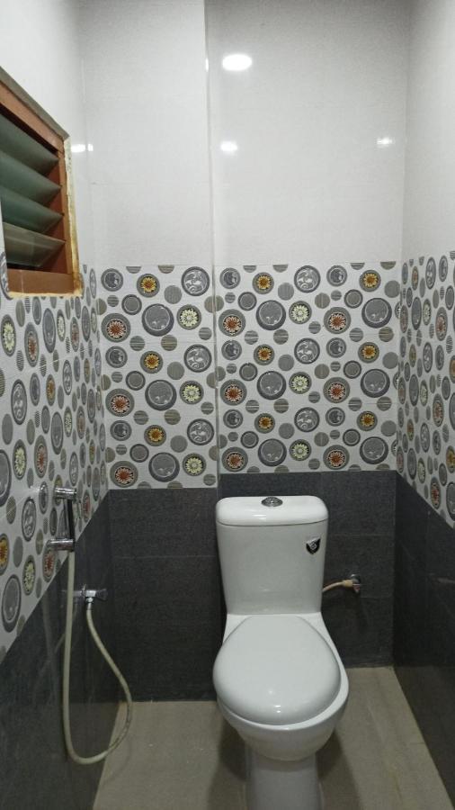 Aarthi Residency Hotel Kāraikkudi Buitenkant foto