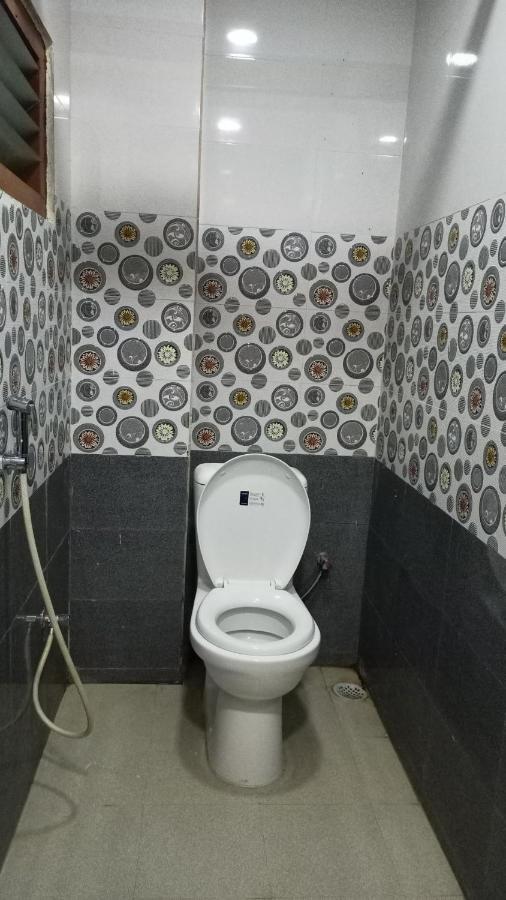 Aarthi Residency Hotel Kāraikkudi Buitenkant foto
