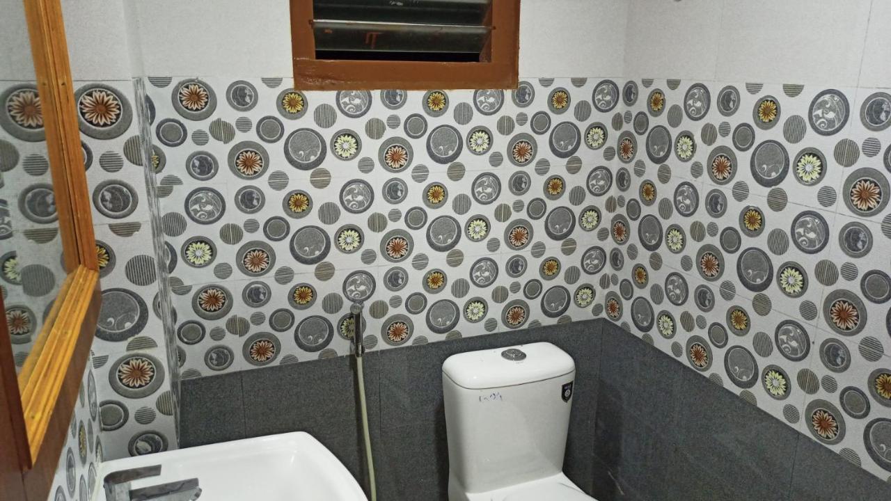 Aarthi Residency Hotel Kāraikkudi Buitenkant foto